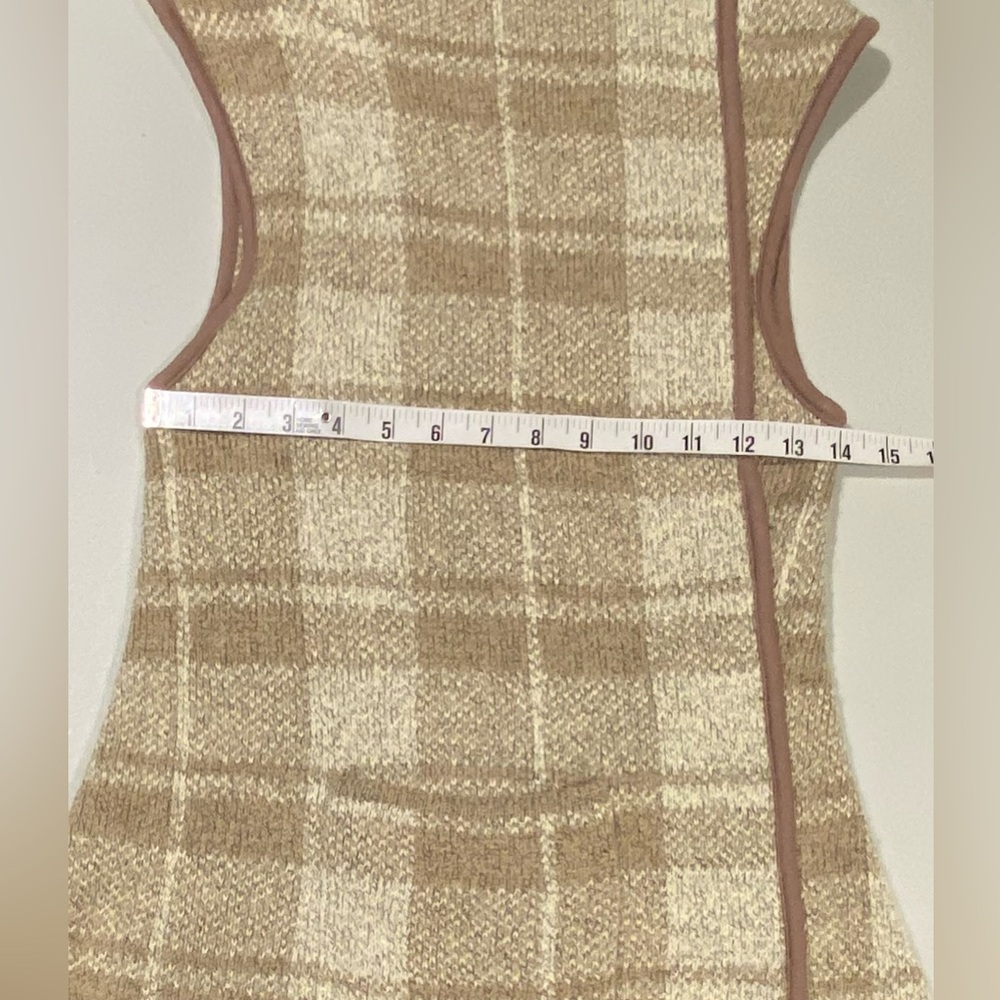 Yairo Plaid Wool Blend Blanket Sweater Vest, size S - Picture 6 of 8